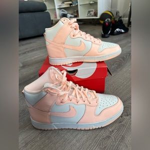 Pink & white dunks